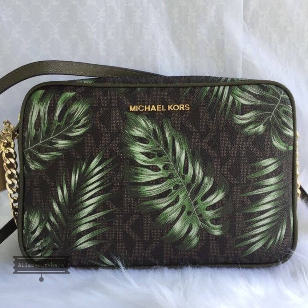 Michael Kors Jet set crossbody olive brown bag NWT - Picture 2 of 6
